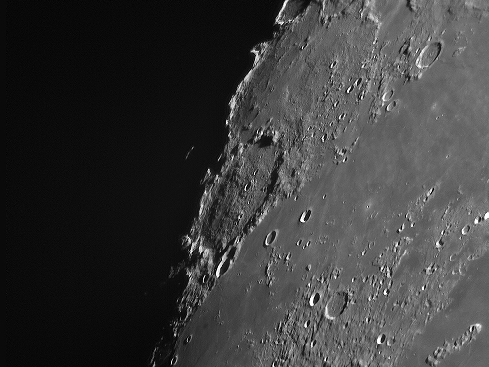 LunaJHerschel1Gennaio2015Astrobin.jpg