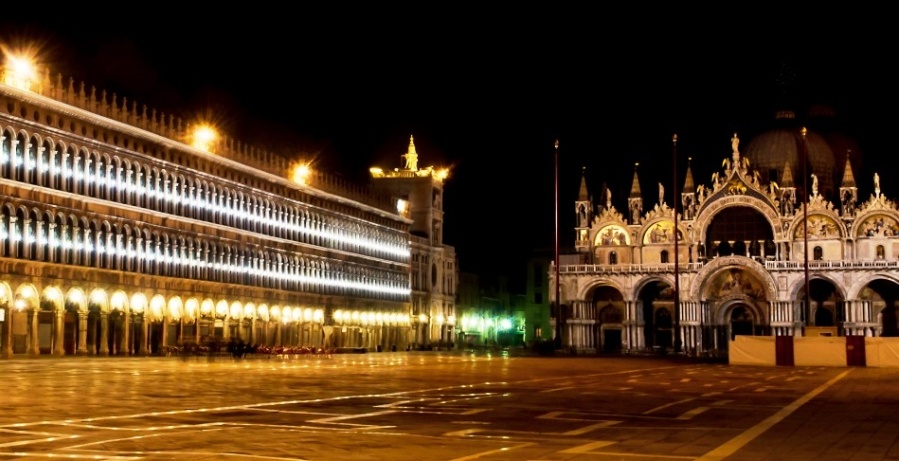 piazza-san-marco-notte.jpg